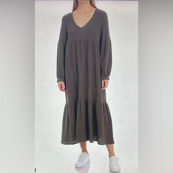 7 For All Mankind Dresses & Skirts - NWT 7 for All Mankind Cecelia Dress Gauzy Tiered Olive Green Midi Cotton Size S